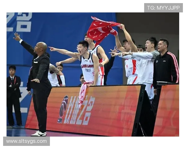 2018年CBA季后赛广东队对阵广州队精彩回顾与赛后分析